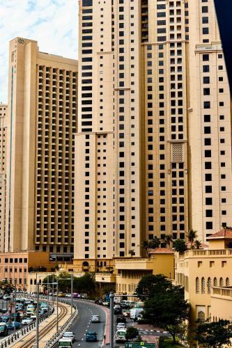 JBR Premium Shared Hostel with Sea View