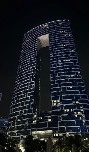 Dubai Sea View Hostel | Palm View