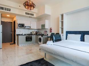 OYO 943 Home Bayz Danube studio