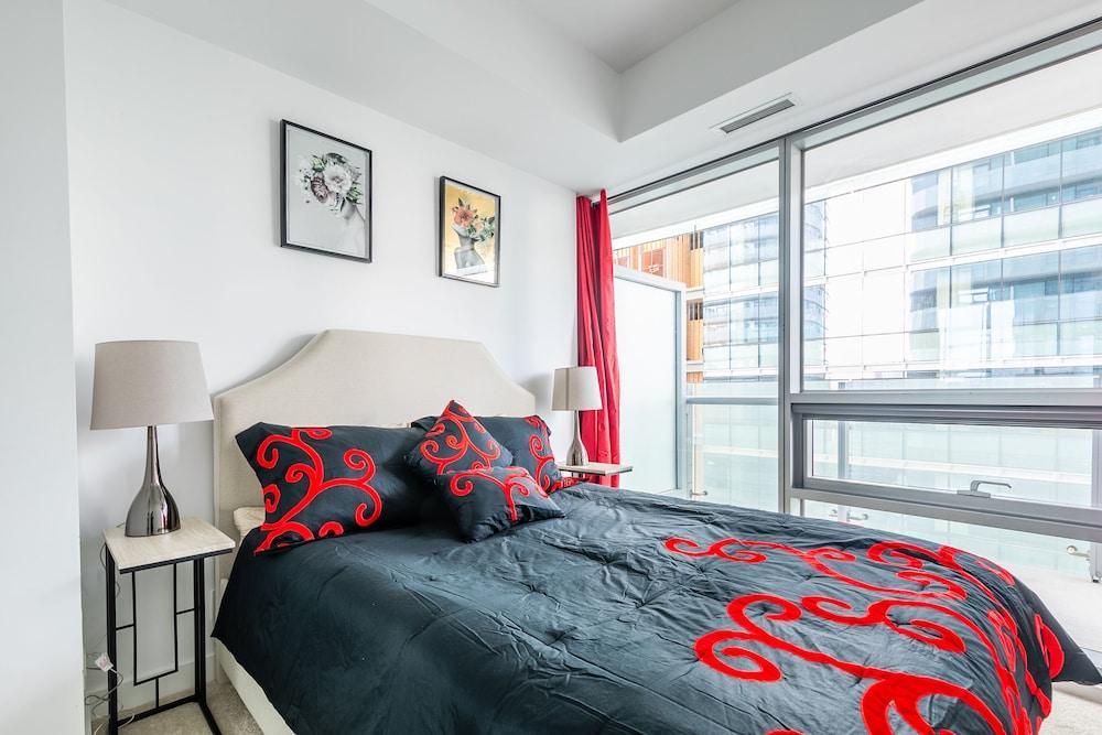 Gorgeous Downtown Apartments