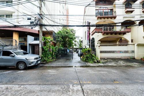 Mitr INN Sukhumvit 2 - BTS Nana