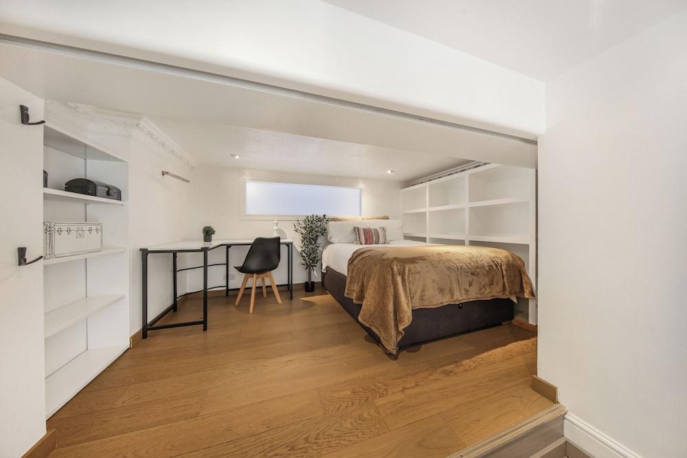 Leinster Gardens Flat