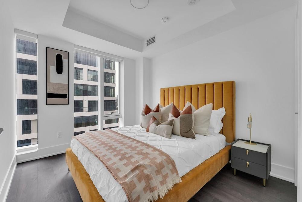 ModernHaus Autograph Collection