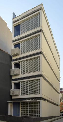 Bright Modern Design New Duplex Loft Patio! #145