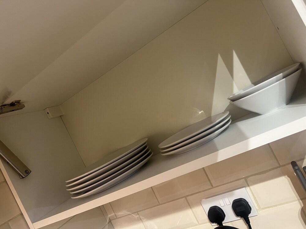 Large Modern Studio Flat