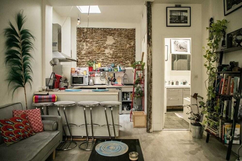 Petit Loft Arty / Paris 19ème