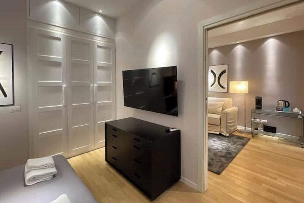 Vatican guest house (Apt B)