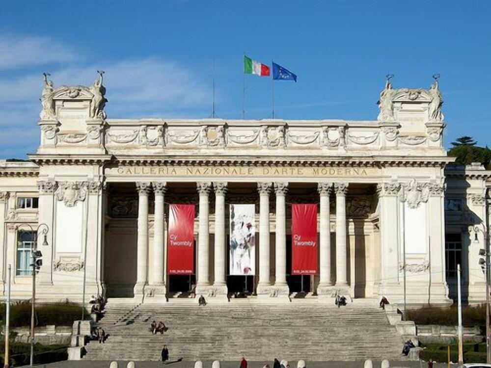 Main gallery