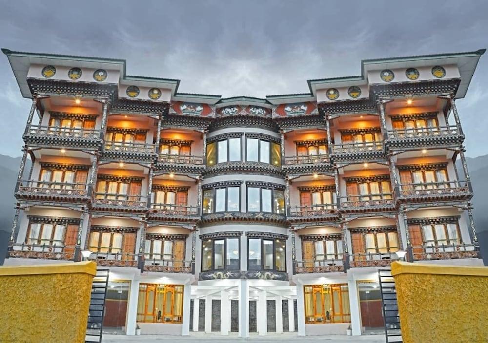 Gonju Boutique