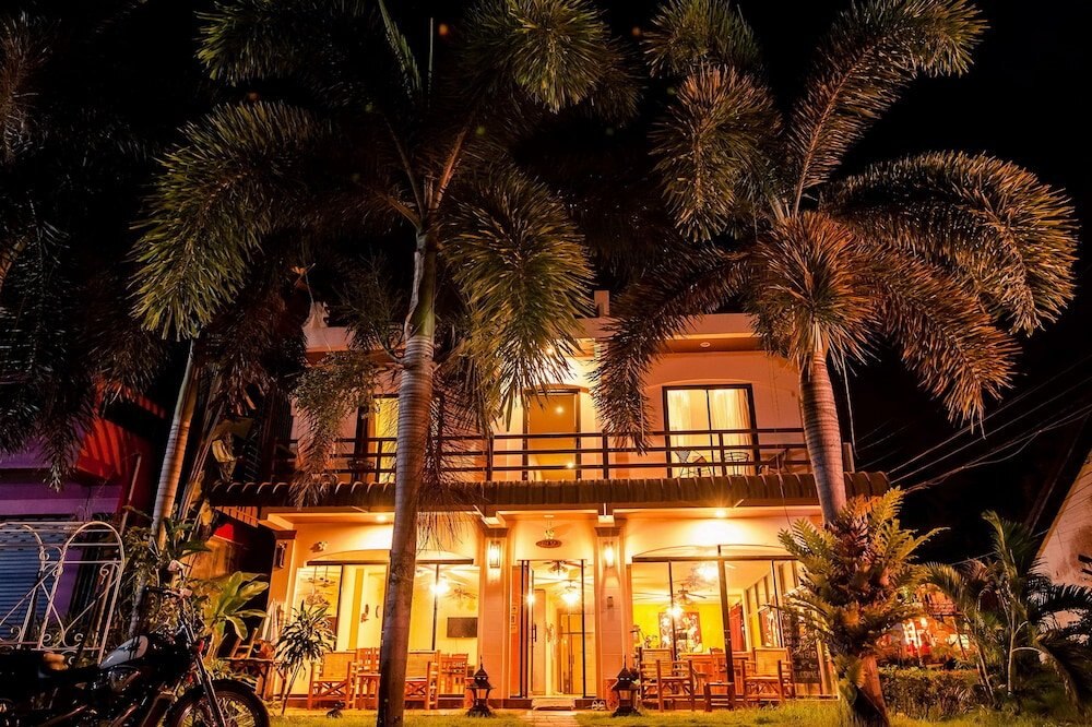 Klong Muang Sunset Hotel