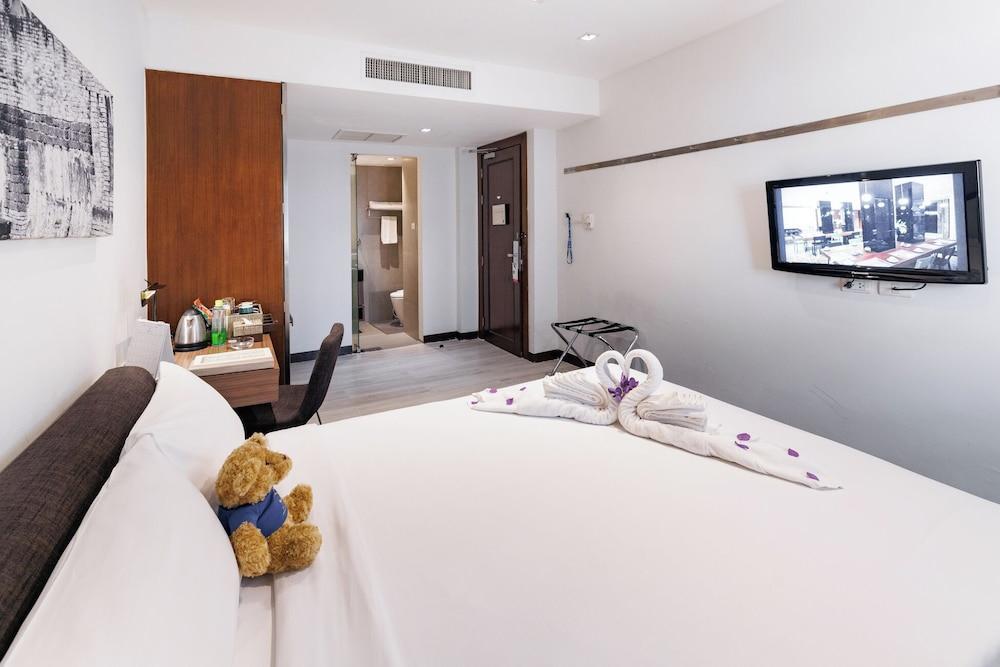 S33 Compact Sukhumvit Hotel