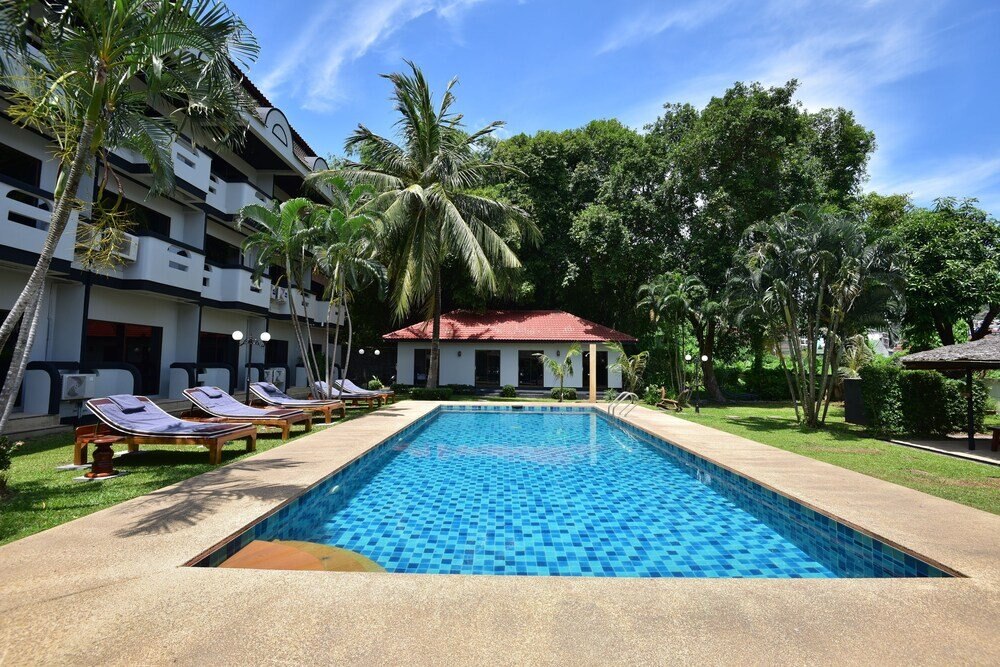 NR Nanai Patong