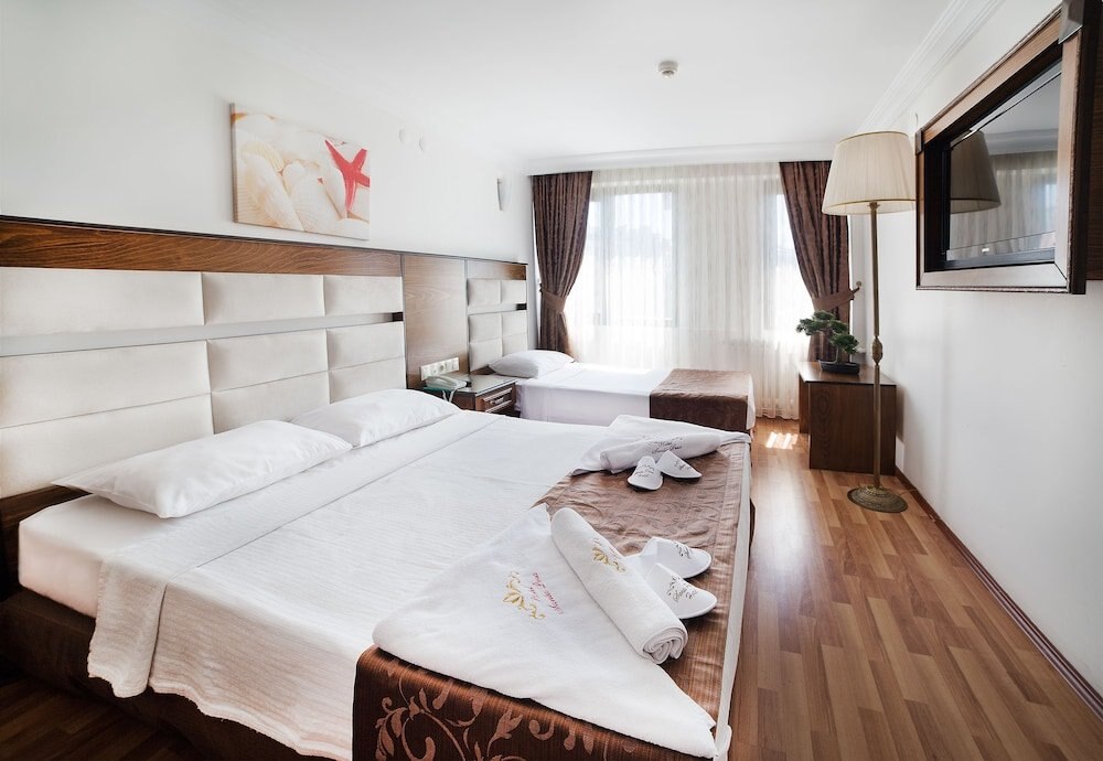 Hotel Santa Pera