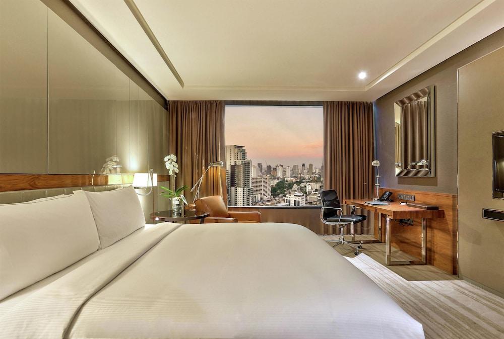 Hilton Sukhumvit Bangkok Room Type - KING DELUXE ROOM