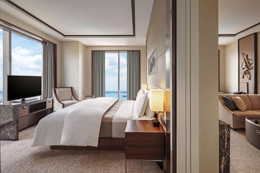 The Westin Singapore Room Type - Executive Suite, 1 Bedroom, Non Smoking