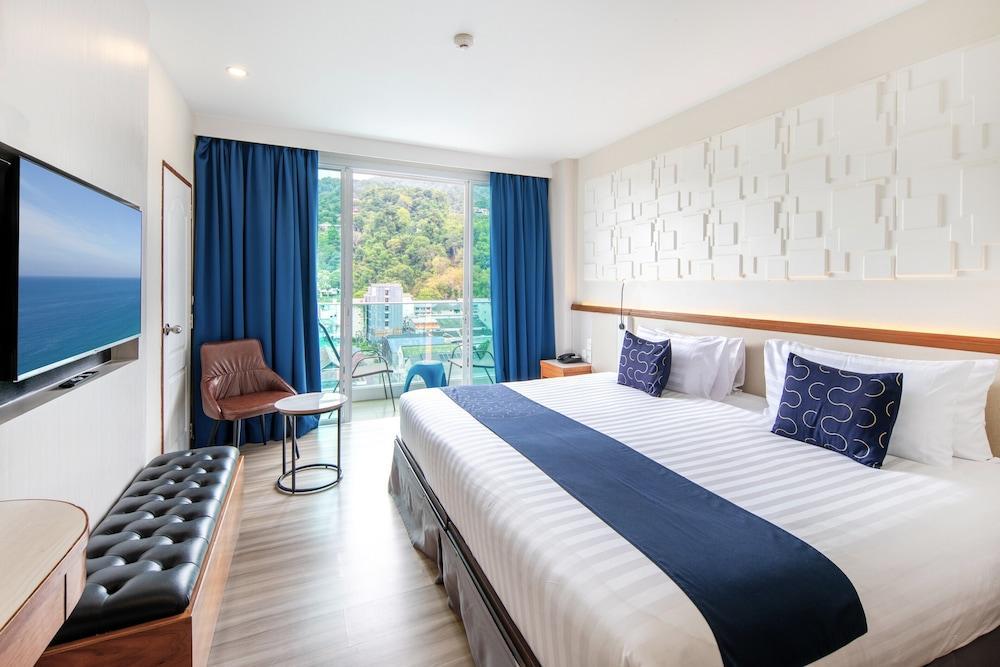 Sira Grande Hotel Patong Room Type - Double Room High Floor with View Sira Grande Hotel Patong Room Type - Double Room High Floor with View