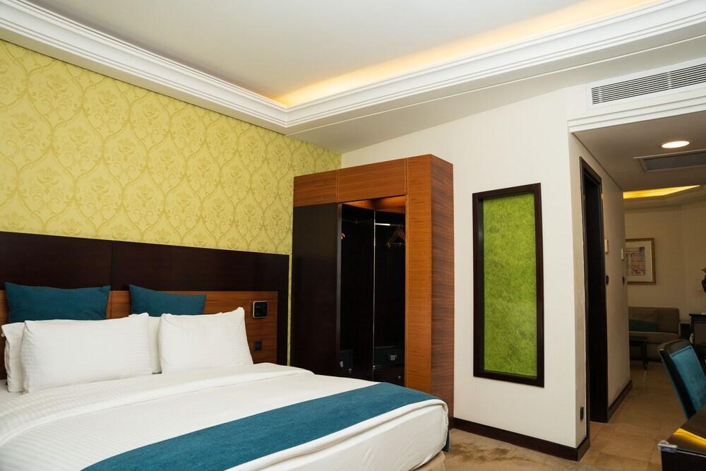 Corp Amman Hotel Room Type - Junior Suite