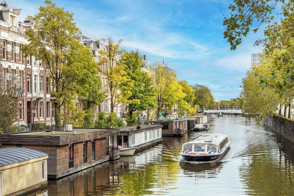 Amstel Corner - Tap to explore photos