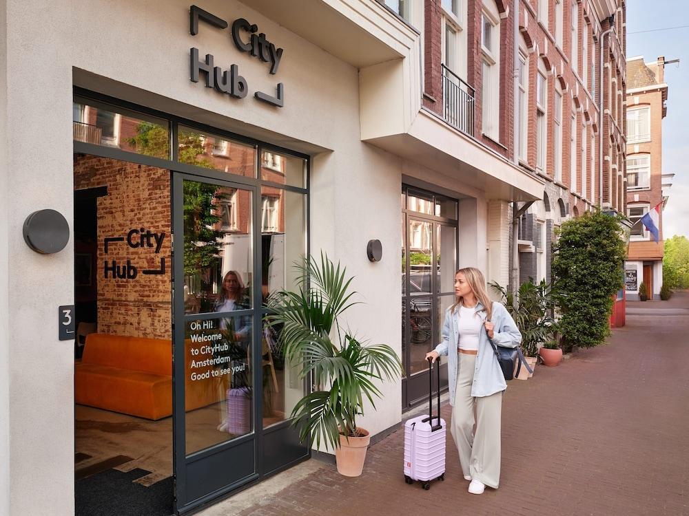 CityHub Amsterdam - Tap to explore photos