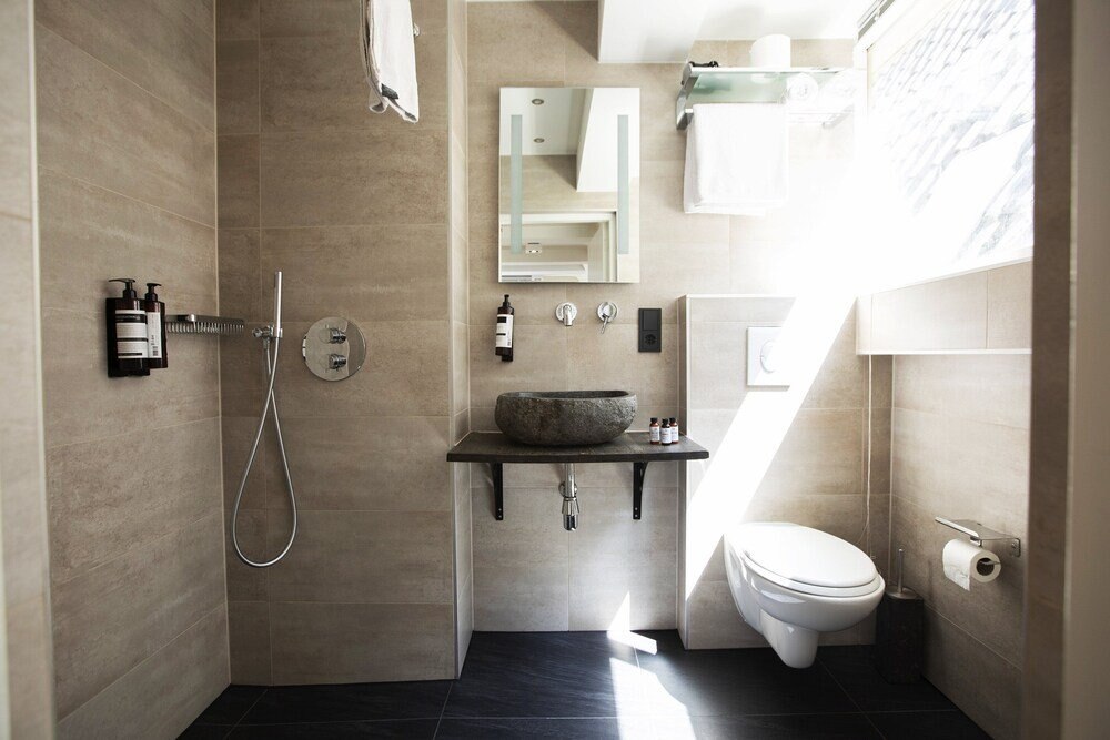 Quentin Leidse Square Hotel - Tap to explore photos
