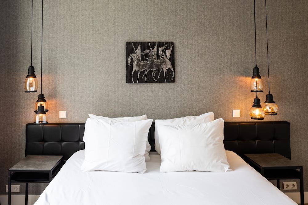 Weber Hotel Room Type - Studio