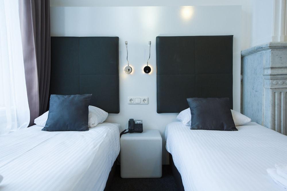 Hotel Vossius Vondelpark Room Type - Standard Twin Room