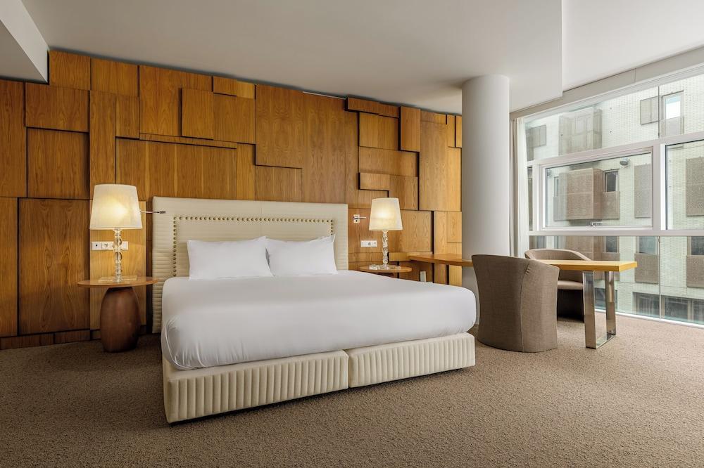 Room Mate Aitana, Amsterdam Room Type - Suite, 1 King Bed