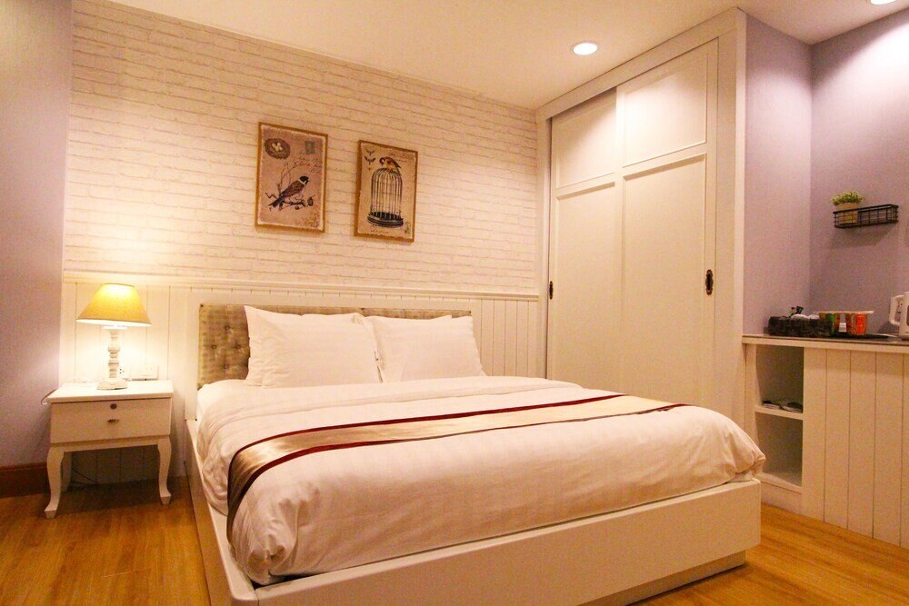 At Residence Suvarnabhumi Hotel Room Type - Deluxe Room, 1 Double Bed