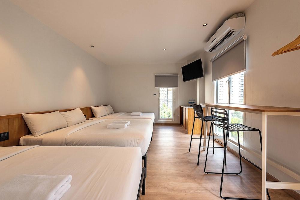 Boxpackers Pratunam Hotel Room Type - Family Studio, Multiple Beds