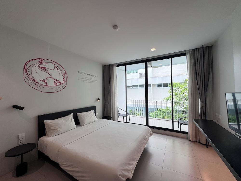 CHERN Bangkok Room Type - Standard Double Room, Balcony