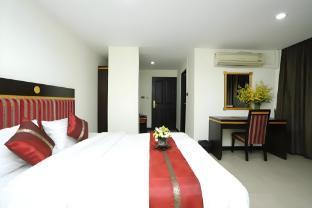 hotel lucky palace Room Type - Deluxe Double or Twin