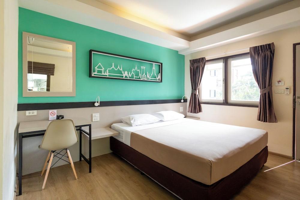 Penpark Place Room Type - Standard Double Room