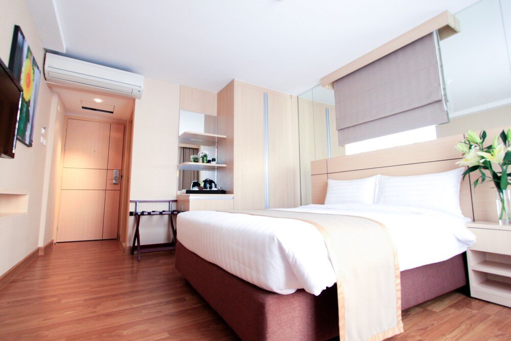 Petals Inn Room Type - Superior Twin Room