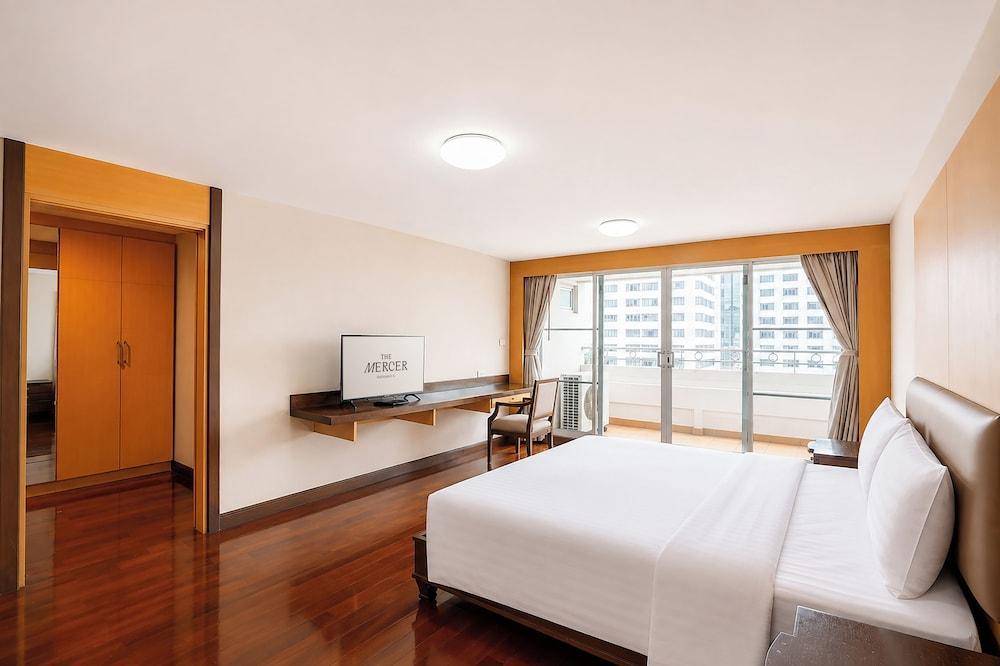 The Mercer Sukhumvit 4 – Formerly S.M. Grande Residence Room Type - Three-Bedroom Suite