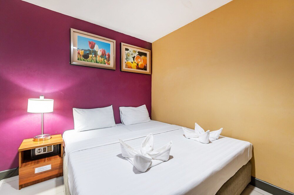 The Richy Place Guest House - Tap to explore photos