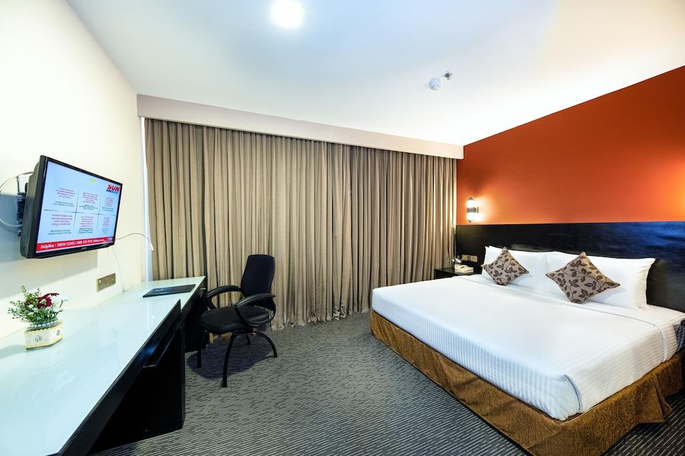 Pearl Grand By Ratna Room Type - Superior King Room