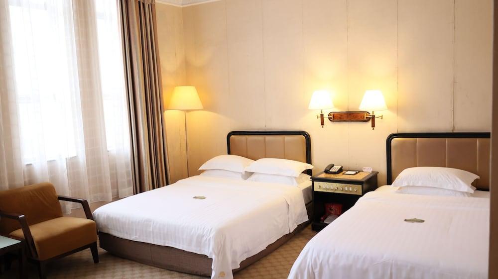 Aiqun Hotel Guangzhou - Free shuttle between hotel and Exhibition Center during Canton Fair Room Type - River View Twin Bed Room