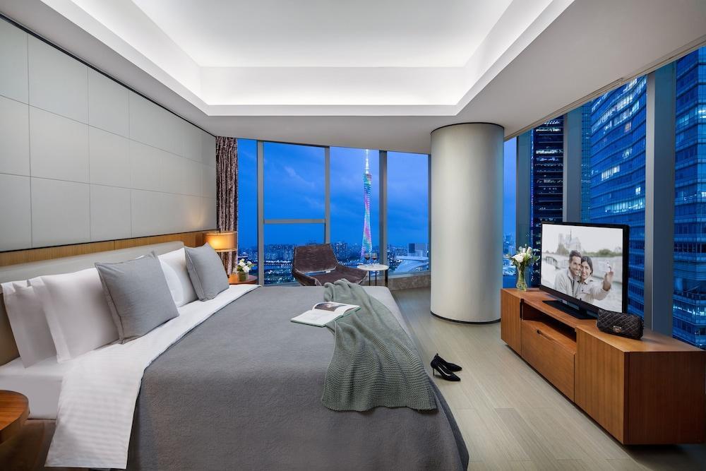 Ascott IFC Guangzhou Room Type - Executive Apartment, 3 Bedrooms (with Canton Tower View) Ascott IFC Guangzhou Room Type - Executive Apartment, 3 Bedrooms (with Canton Tower View)