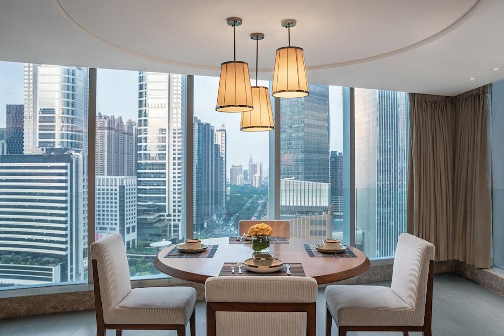 Ascott IFC Guangzhou Room Type - Premier Apartment, 3 Bedrooms, Kitchen, City View