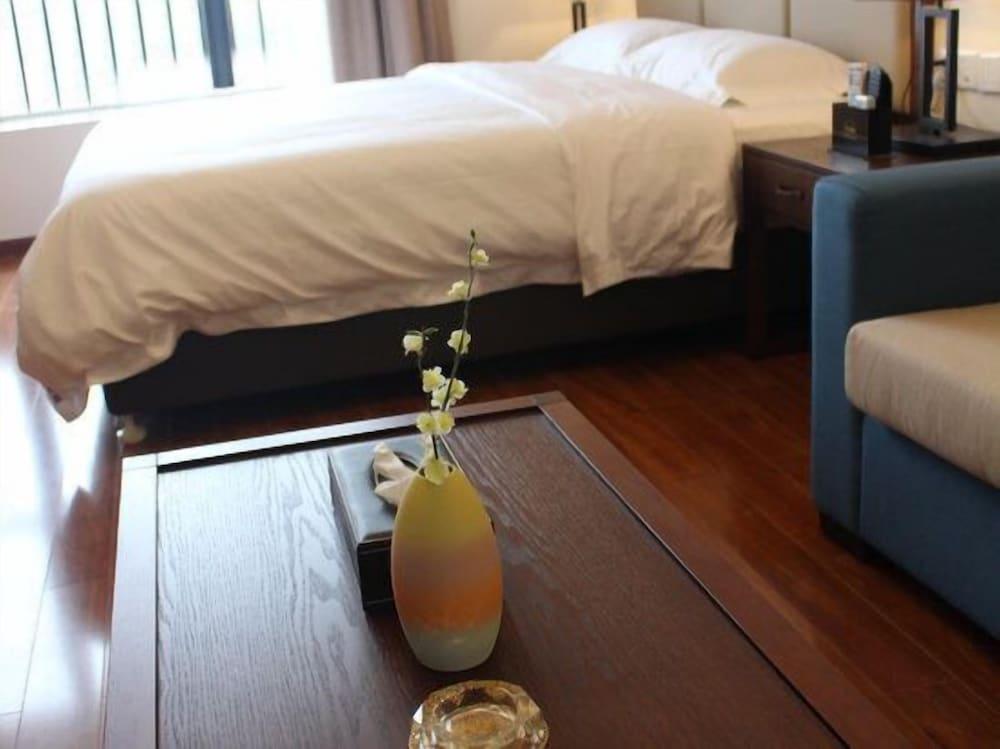 Live Inn Luogang Wanda Square Branch - Tap to explore photos