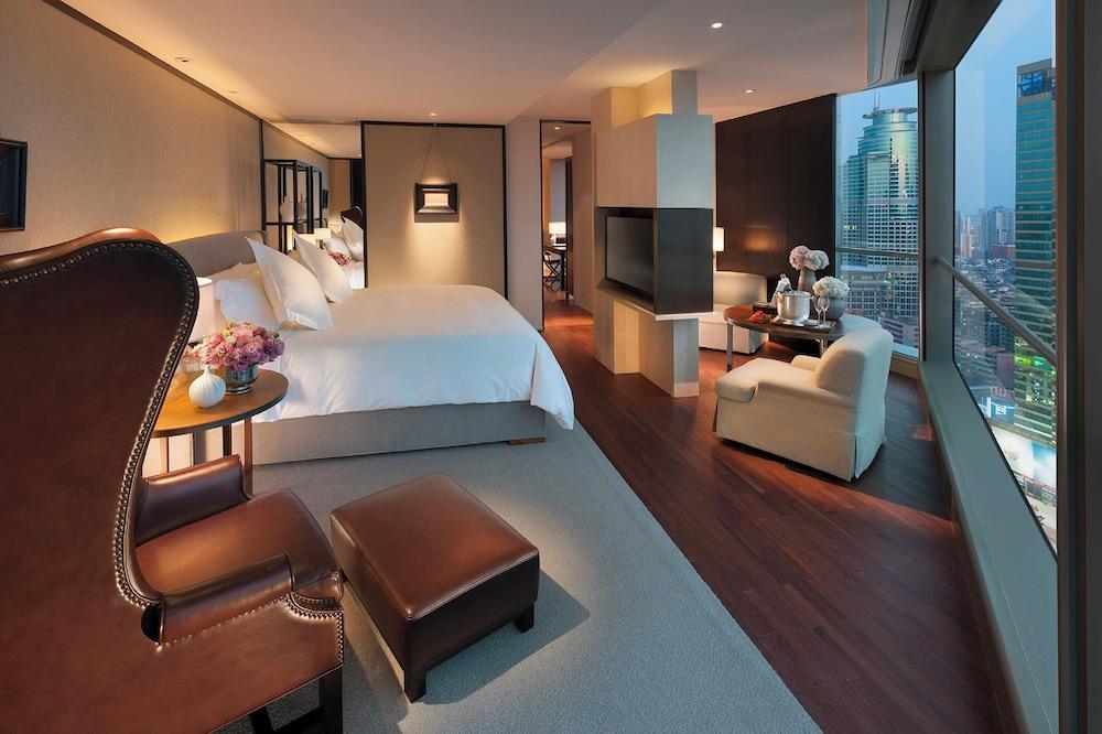 Mandarin Oriental, Guangzhou - Tap to explore photos
