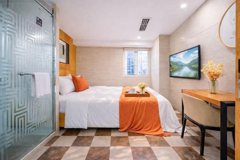 Timmy Hotel Room Type - Exquisite Queen Room