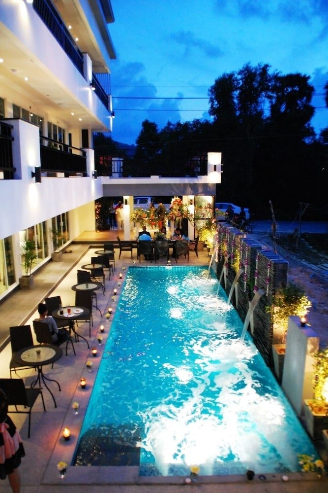 Amin Resort - Tap to explore photos