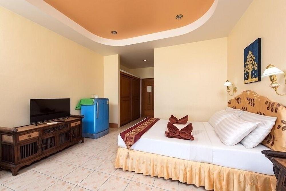Baan Karon Hill Phuket Resort Room Type - Standard Double Room