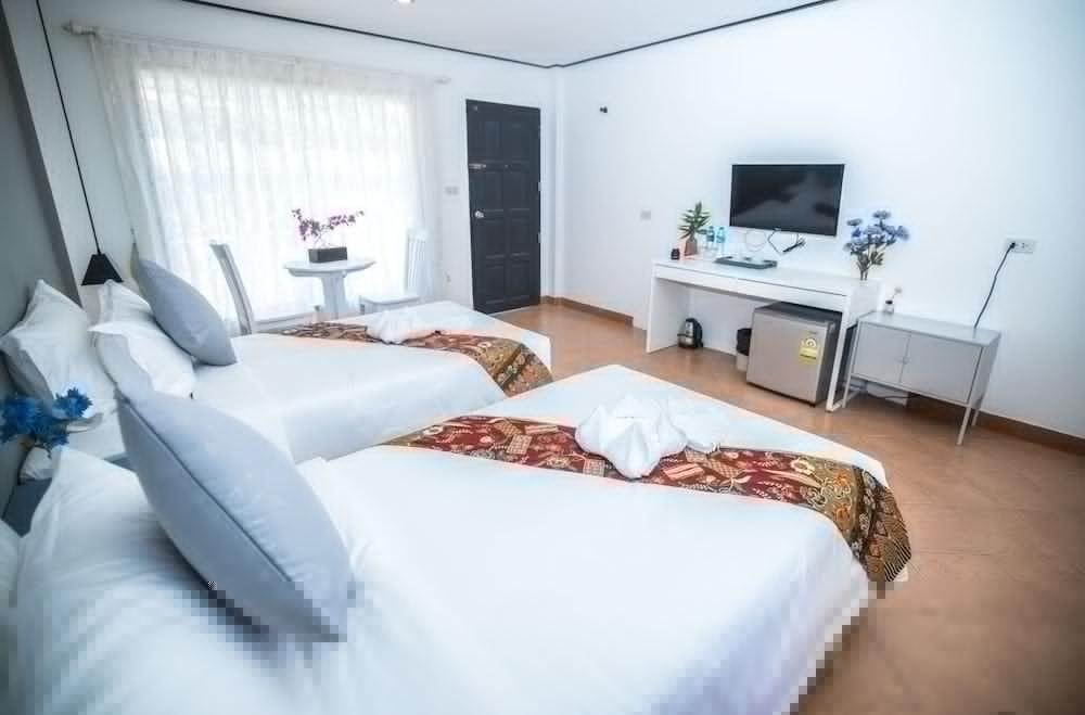 Blue Carina Hotel Room Type - Standard Twin Room