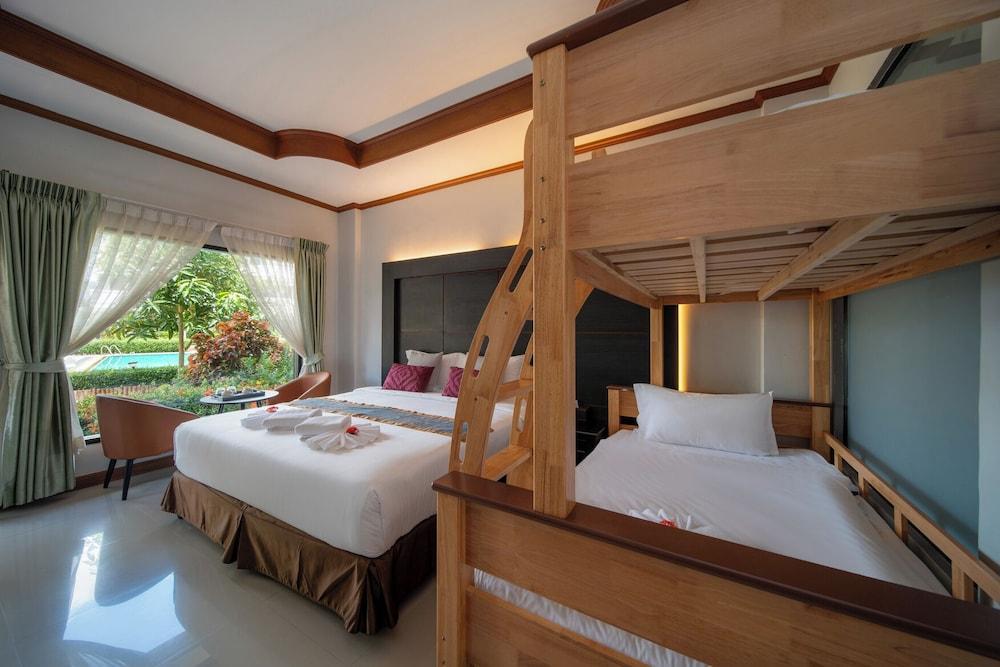 Blue Carina Hotel Room Type - Economy Room