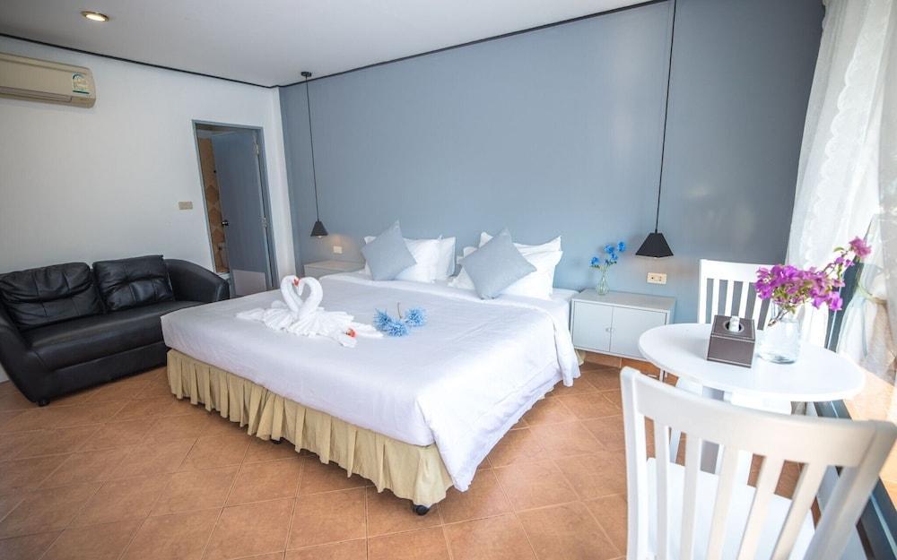 Blue Carina Hotel Room Type - Standard Double Room
