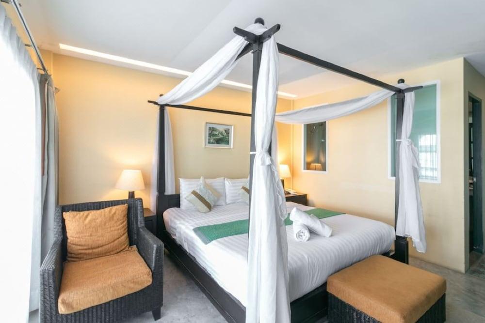 Baan PhuAnda Phuket Room Type - Superior Double Room