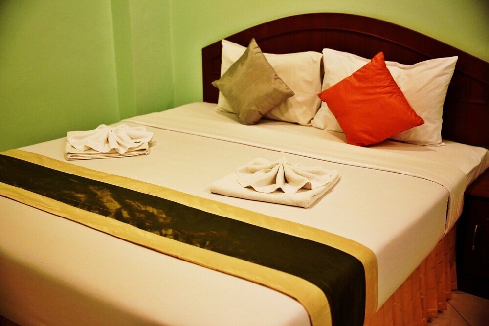 Baan SS Karon Room Type - Deluxe Room
