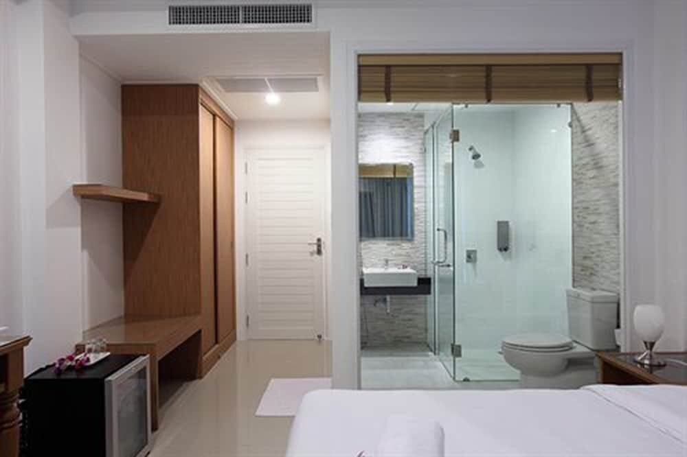 Clear House Resort Room Type - Deluxe Room with Garden View Clear House Resort Room Type - Deluxe Room with Garden View